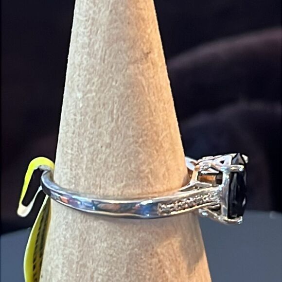 NWT Oval Cut Black Tourmaline Solitaire Ring Set in Sterling Silver size 10 - Picture 3 of 10